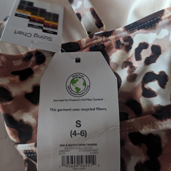 S: Time and Tru Takini Top - Picture 4 of 6